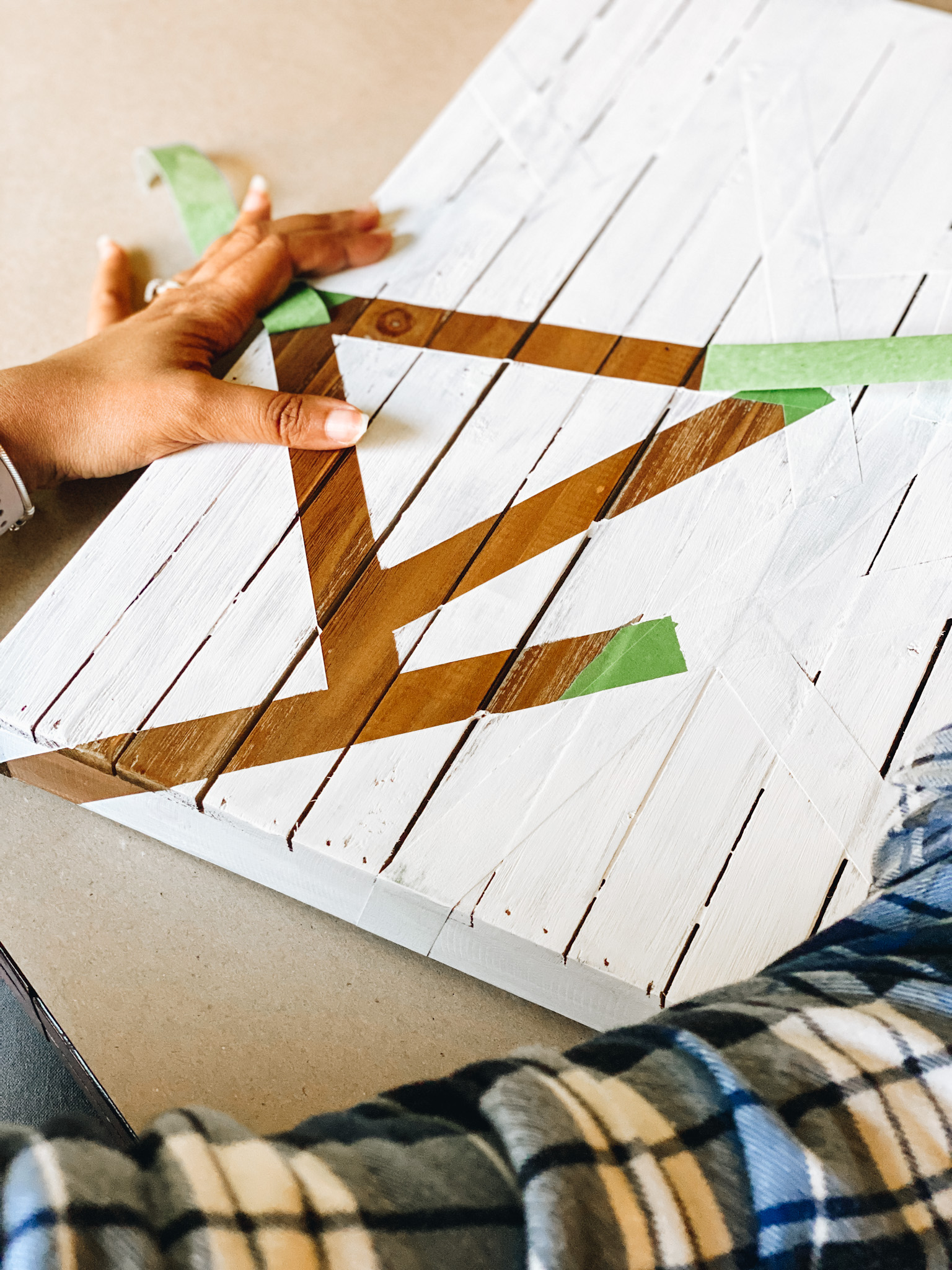 DIY Home Decor: Wooden Wall Art