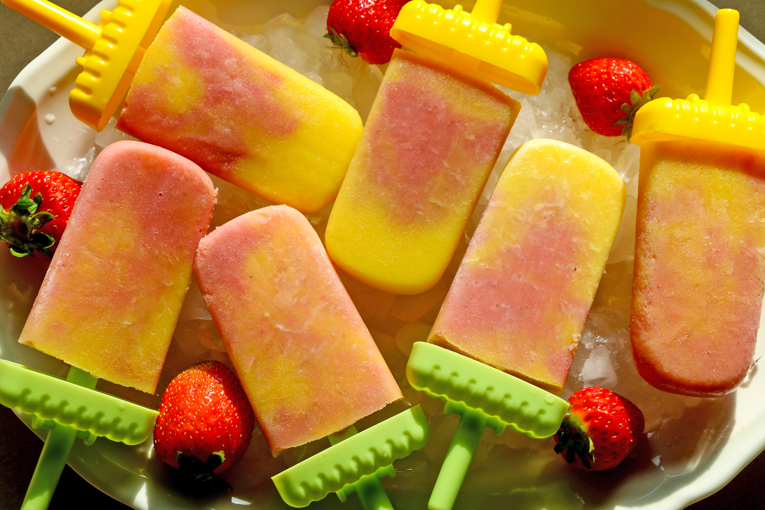 Cool Treats: Homemade Strawberry Mango Popsicles